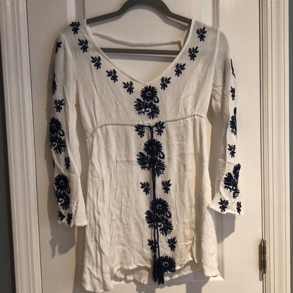 Worn once white long sleeve dress